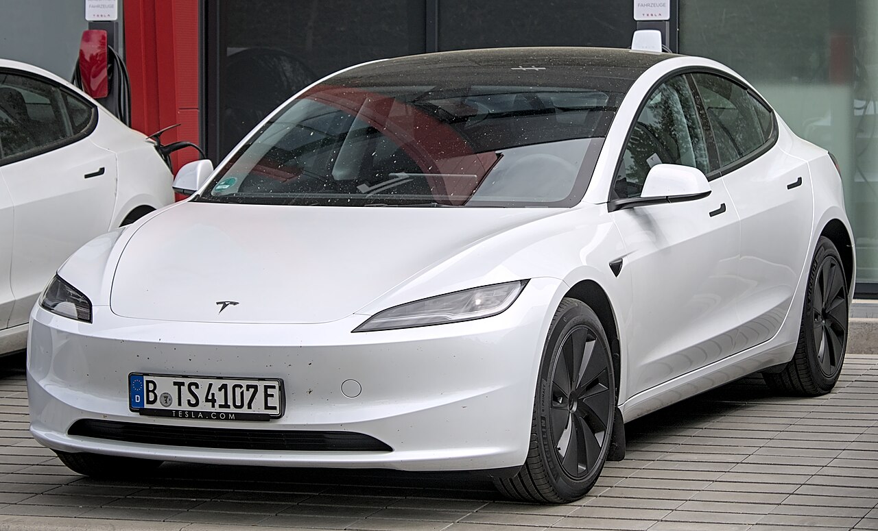 Tesla Model 3 2021